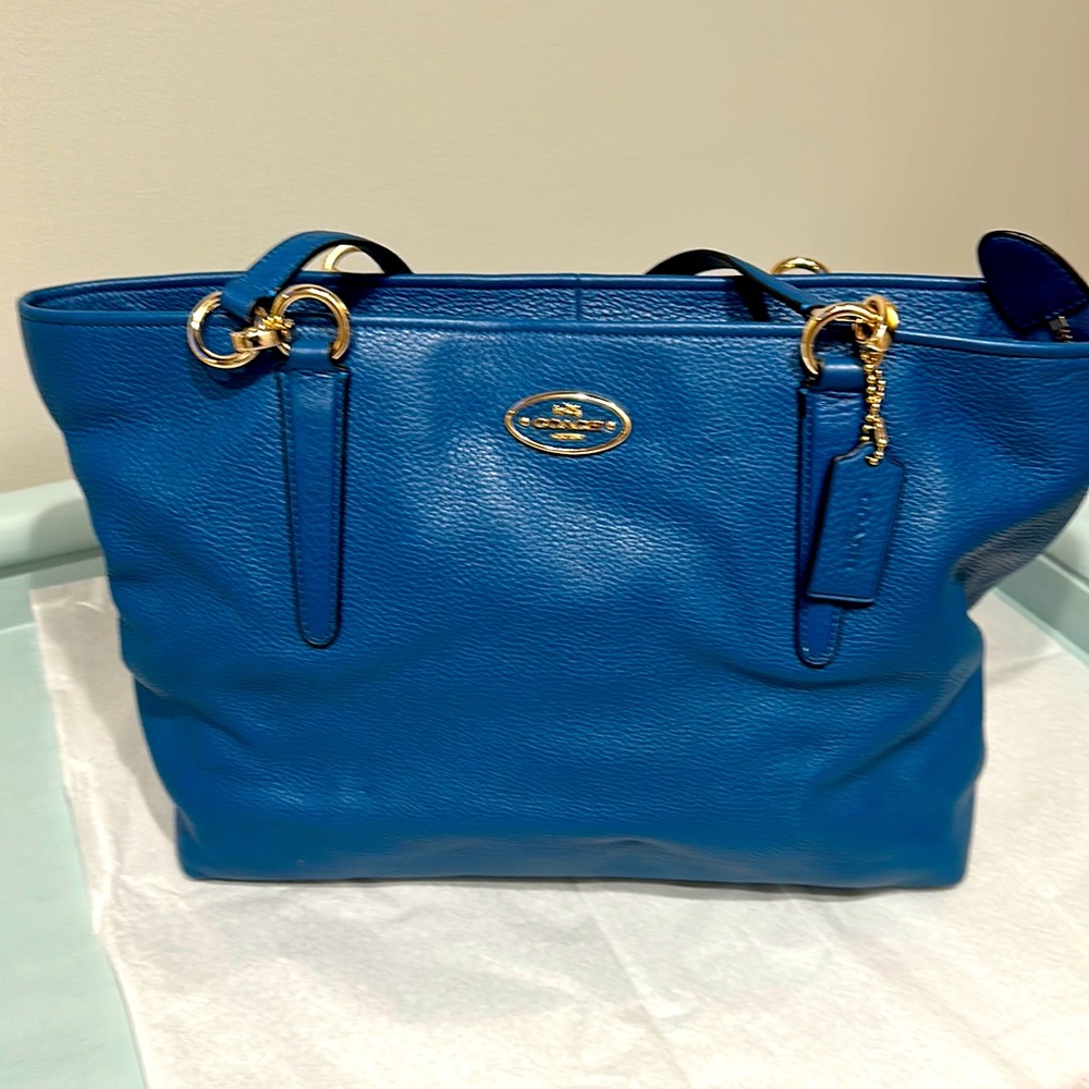 Vintage Coach Hand Bag